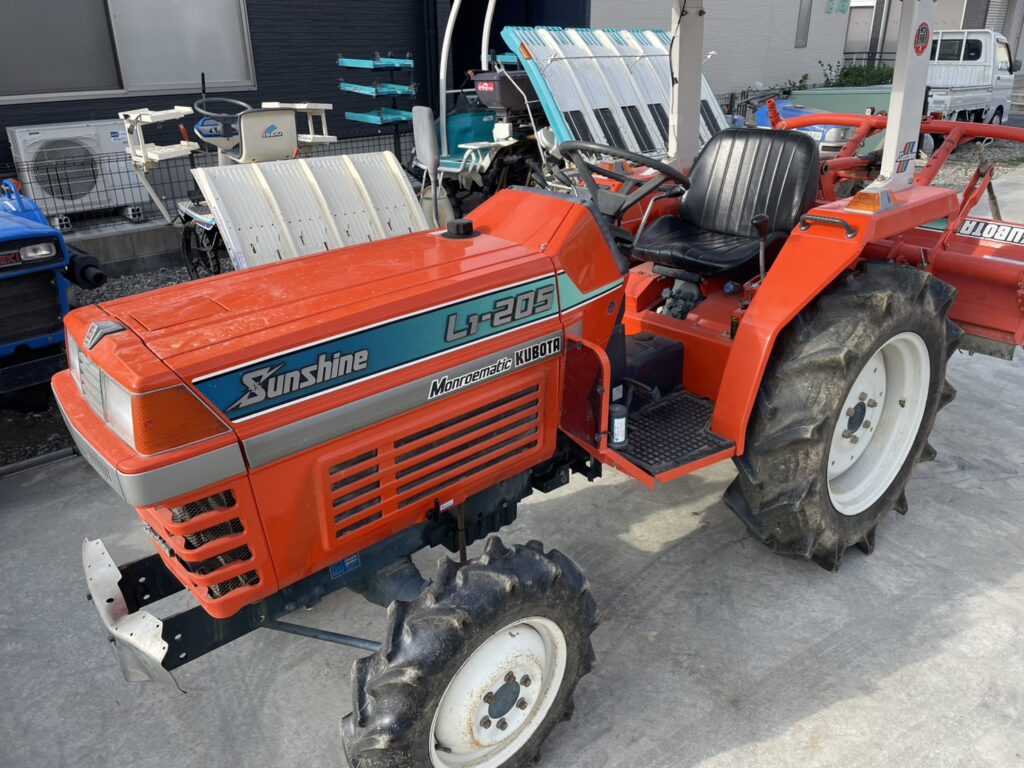 KUBOTA Sunshine L1-205